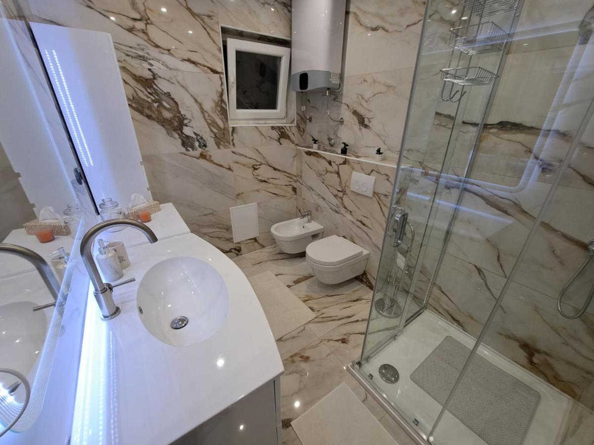 Apartment Monaco Rijeka Exterior photo